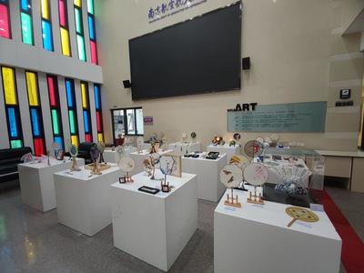 藝術學院2021級戲劇影視美術設計專業圖案課結課展 美術圖案設計的創新與服務